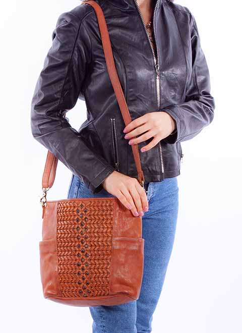 SCULLY: Western Woven Leather Purse