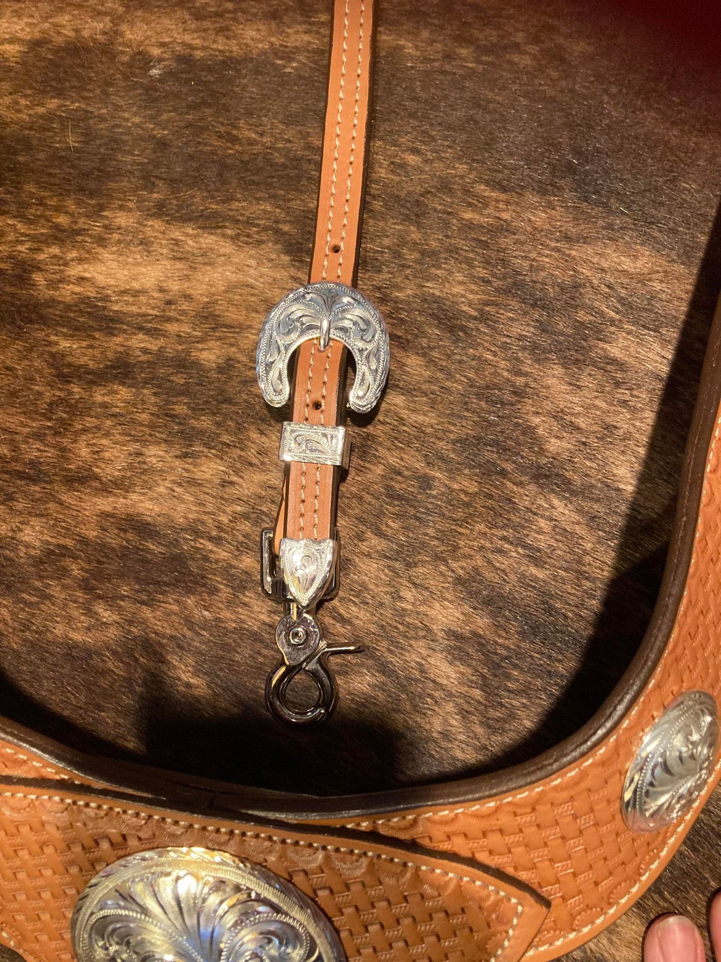Valkarie Equine Breast Collar: Natural Vaquero