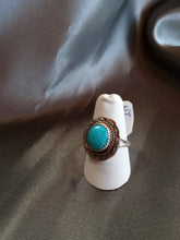 Load image into Gallery viewer, Turquoise and Sterling Silver Ring with floral detail